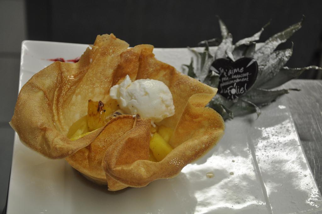 Le Relais De La Vallee Hyèvre-Paroisse エクステリア 写真